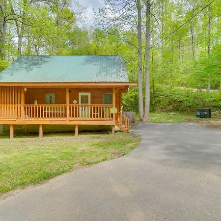 Cabin With Hot Tub About 6 Mi To Downtown Gatlinburg! 외부 사진