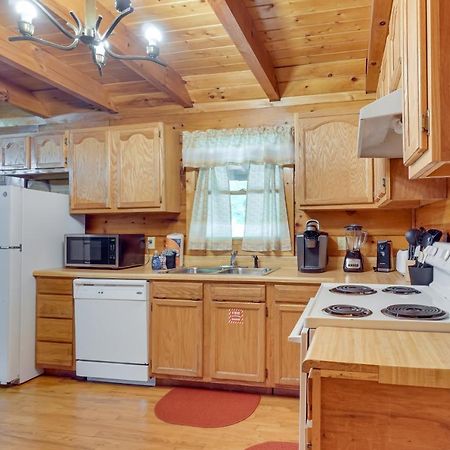 Cabin With Hot Tub About 6 Mi To Downtown Gatlinburg! 외부 사진