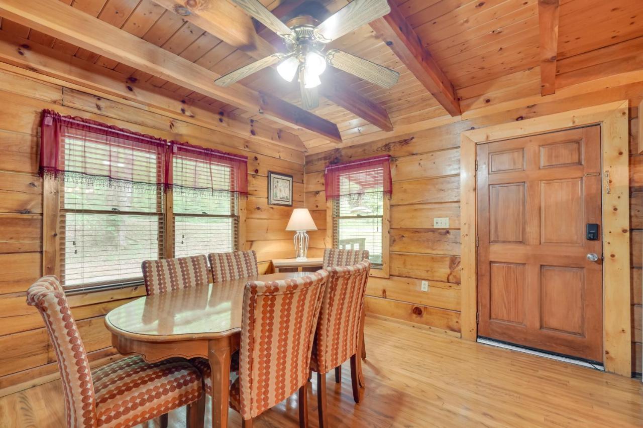 Cabin With Hot Tub About 6 Mi To Downtown Gatlinburg! 외부 사진
