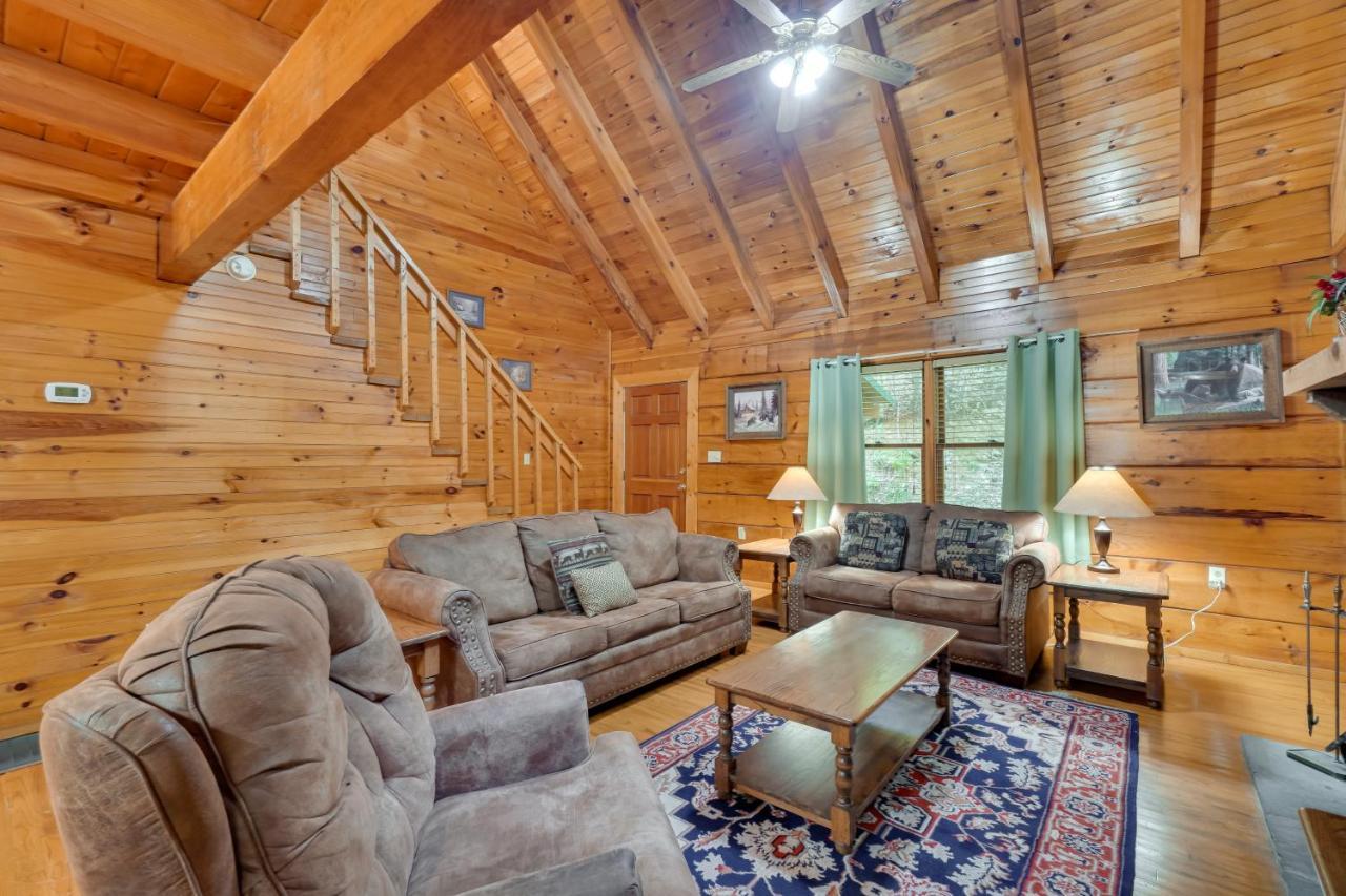 Cabin With Hot Tub About 6 Mi To Downtown Gatlinburg! 외부 사진